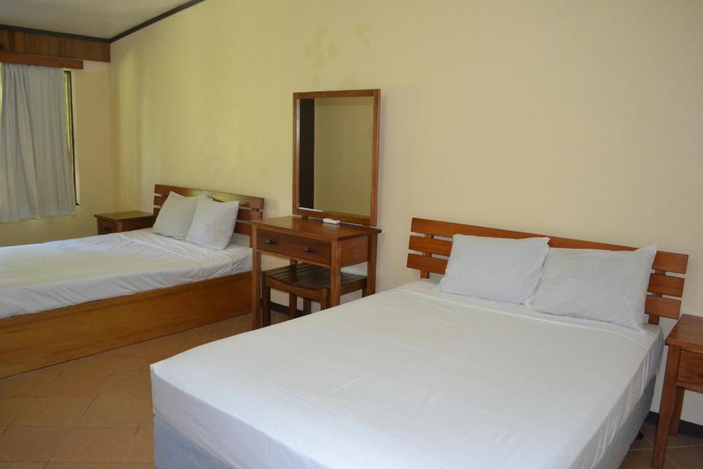 Ratu Kini Backpackers And Dive Resort Остров Мана Стая снимка